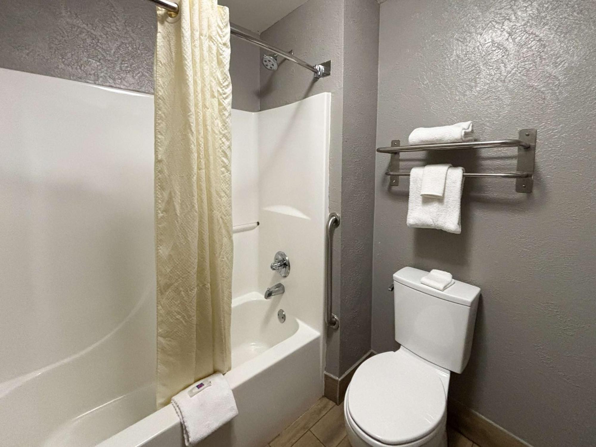 Motel 6 Prattville Al Exterior foto